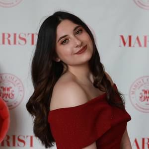 Meet your Posher, Gina